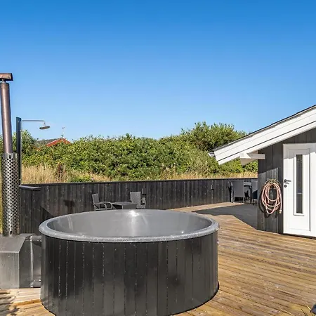 Cozy In Hvide Sande With Sauna Сasa de vacaciones Bjerregård