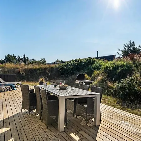 Cozy In Hvide Sande With Sauna Bjerregård